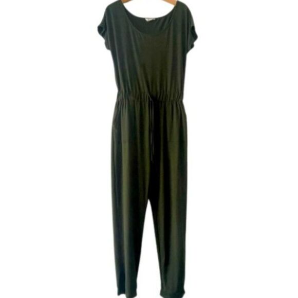 Capella Green Short Sleeve Scoopneck One Piece Joggers Jumpsuit Romper Size M - Picture 2 of 10